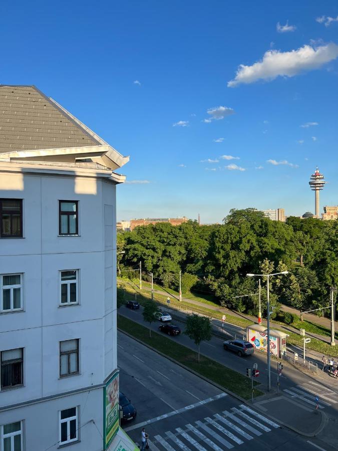 Central Apartment Next To Belvedere Castle Wien Eksteriør billede